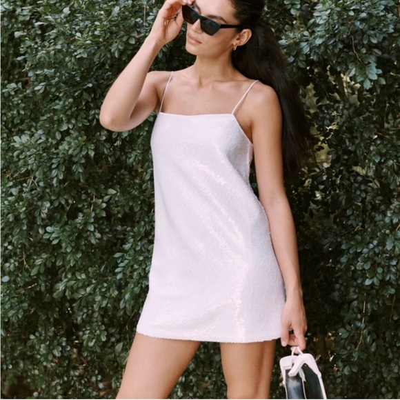 Abercrombie & Fitch Dresses & Skirts - White Sequin Mini Dress Abercrombie & Fitch Size XXS